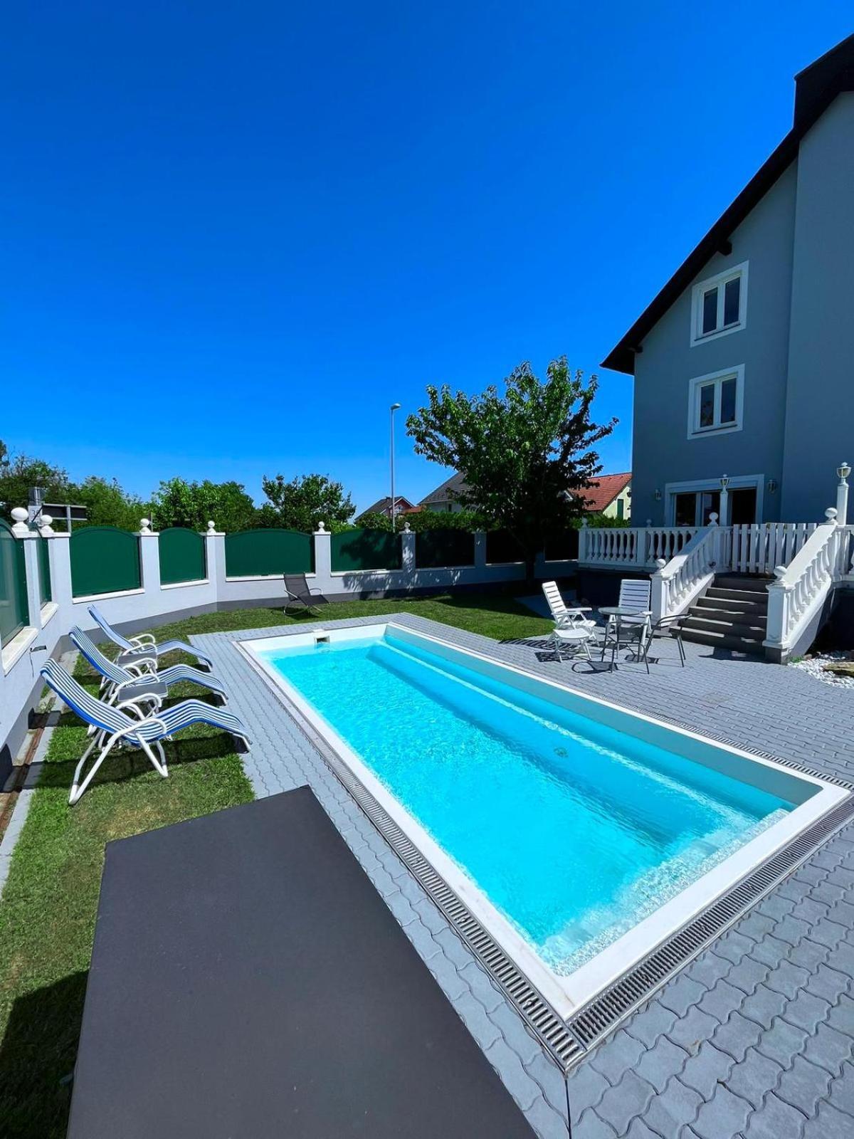 Luxurioeses Apartment Mit Pool Wien Eksteriør billede